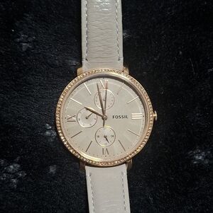 Fossil Jacqueline Rose Gold Watch Diamond Studded w/ Beige Leather Band